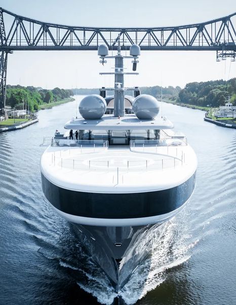 Bow shot of Lürssen Superyacht Nausicaä under way 