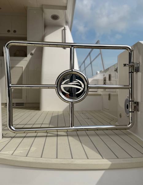 Horizon-PC60-boarding-gate