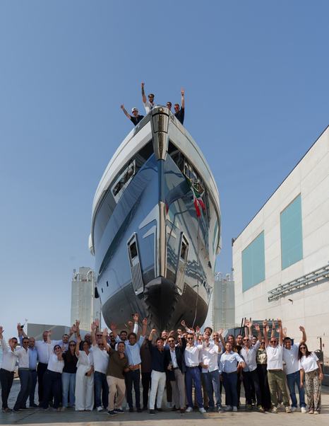Bow shot of Admiral Panorama Superyacht Silvia with shipyard team beneath