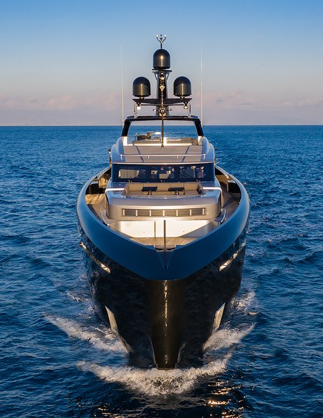 View of Superyacht OLOKUN from bow