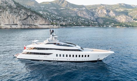 Custom Feadship Halo