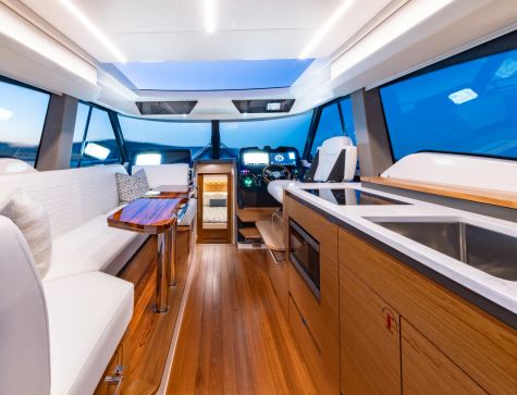 Tiara 43LE Yacht