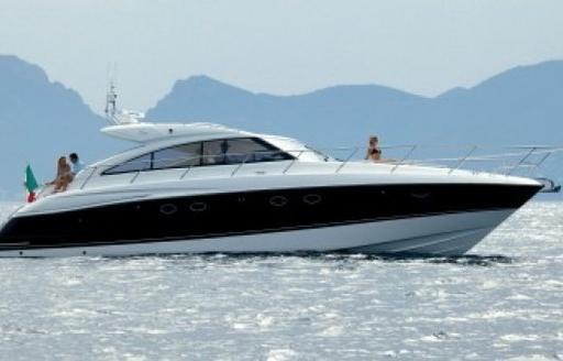 Princess V53 Yacht