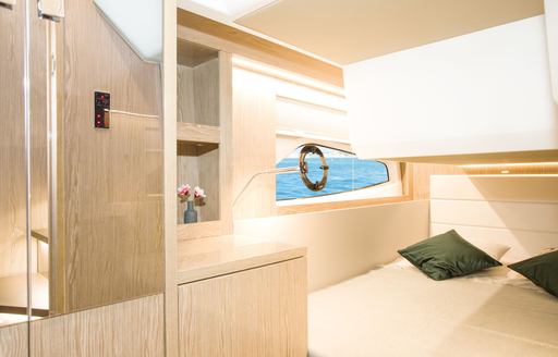 Sealine C390 cabins