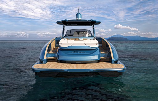 Aft view of the Solaris Power 52 Open, rendering of the aft deck surrounded by sea.