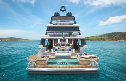 Stern view of the pool on Benetti Oasis 40M