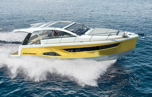 Sealine S390 design