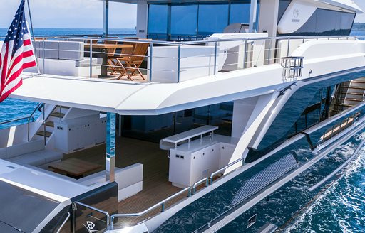 Horizon Yachts FD110 starboard aft quarter