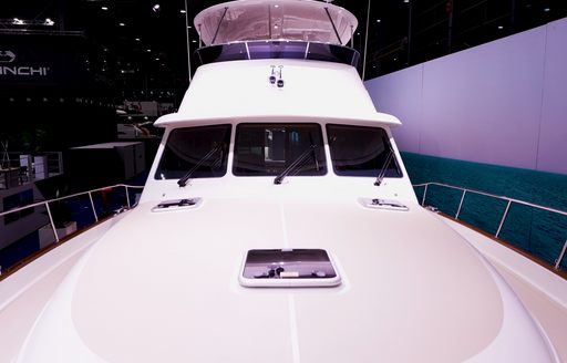 Grand-Banks-GB54-foredeck