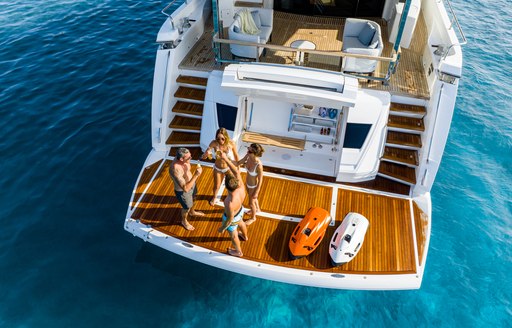 Sunseeker-88-Yacht-swim-platform