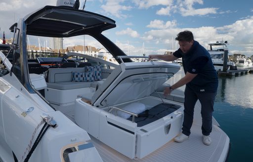 Fairline-F33-boot-space