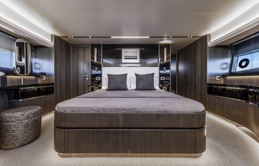 Pearl 72 Forward Cabin