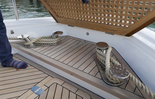 Astondoa-As8-foredeck-detail