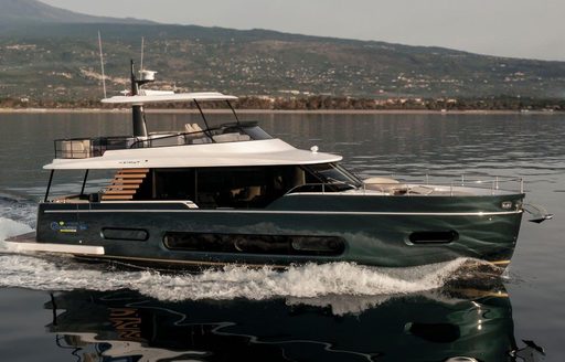 Azimut Magellano 60 starboard side running shot