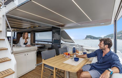 Absolute Navetta 68 deck