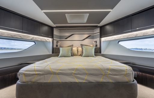 Sunseeker 75 Sports Yacht cabins