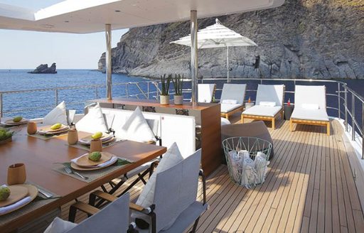 The al fresco dining area on board the Mediterraneo 116