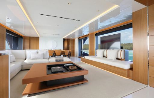 Ocean-Alexander-35-Puro-main-deck-saloon-TV