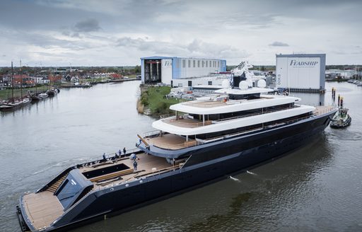 Feadship yacht DRIZZLE during launch