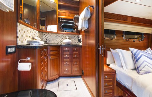 Nordhavn-63-owner-ensuite