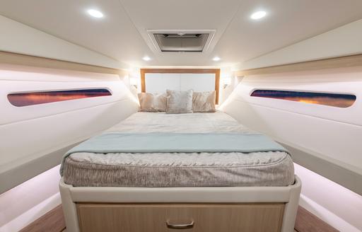 Regal 38 Fly Cabin