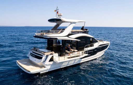 starboard aft shot of Galeon 560 Fly