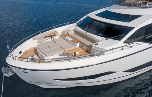 Sunseeker 90 deck