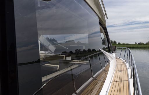 Galeon 500 Fly side decks