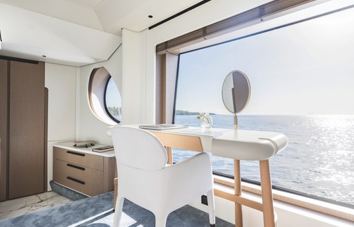 Azimut Grande 26M design, Azimut interiors