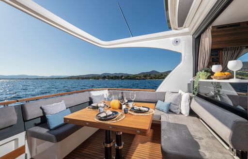 Marex 440 aft deck dining area