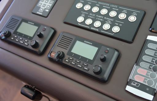 vhf radio set mmsi