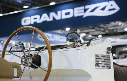 Grandezza boat