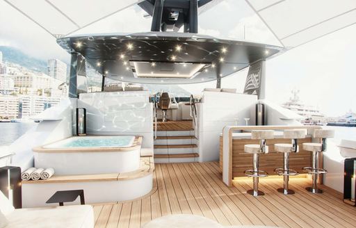 Westport WP153 aft deck with jacuzzi