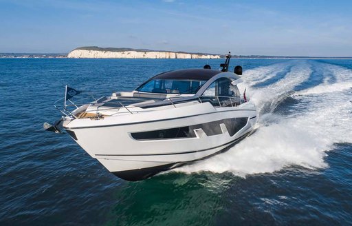 sunseeker-predator-65-running 