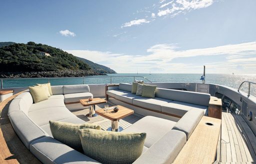 Sofas on Benetti Oasis 40M sundeck