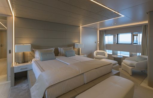 motor yacht EIV owner cabin