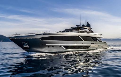 Riva DOLCEVITA 110 yacht