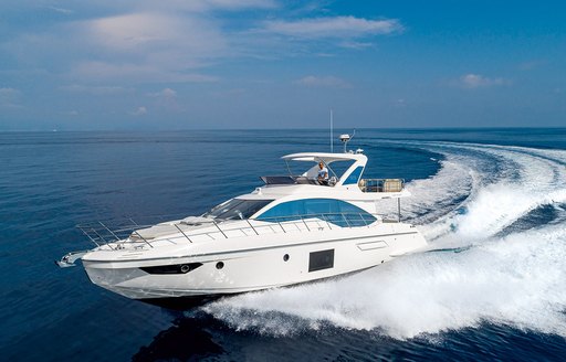 Azimut 55 flybridge yacht running shot