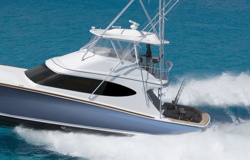 Hatteras GT59 exterior