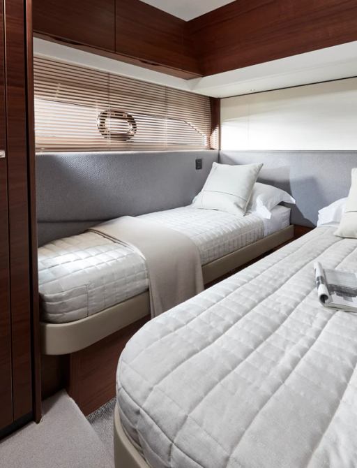 Princess F55 guest cabin