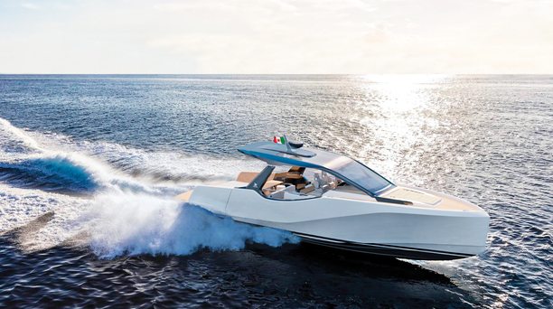 Italia Yachts introduces the Veloce 43