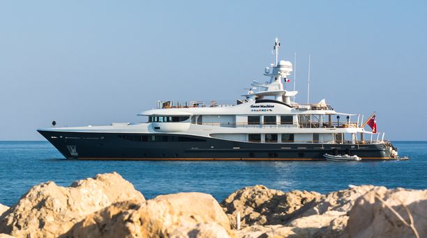 Top 10 Must-See Yachts at Fort Lauderdale International Boat Show 2025