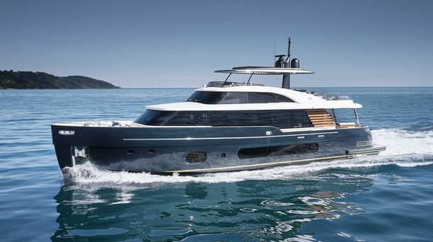 First look at new Azimut Magellano 25 Metri superyacht