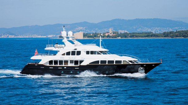 €400K Price Reduction on 37m Benetti Classic 120 Superyacht Sea Blue’Z