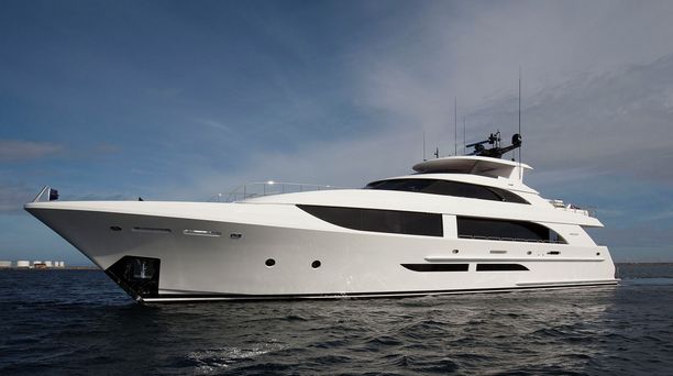 38m Westport W125 Motor Yacht Seas the Day for Sale