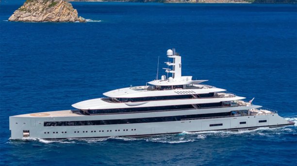 100m Feadship Custom Superyacht Moonrise Sold