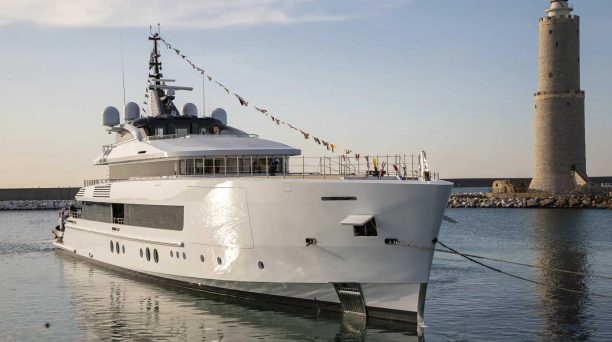 Benetti launch custom 62m superyacht FB283