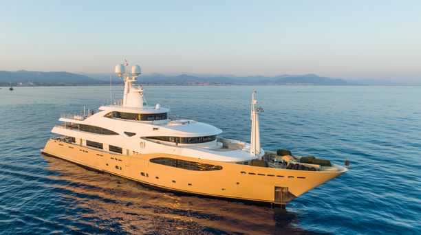 60m CRN Motor Yacht Light Holic Sold with IYC
