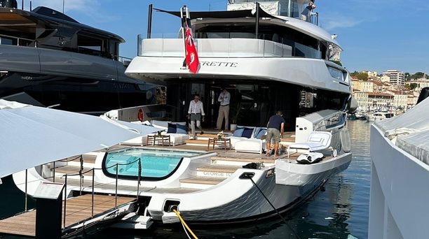 FRETTE,  the Latest Columbus Atlantique 43 is on Show in Cannes