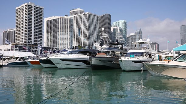 One week to go - final preparations underway for 2023 Miami International Boat Show